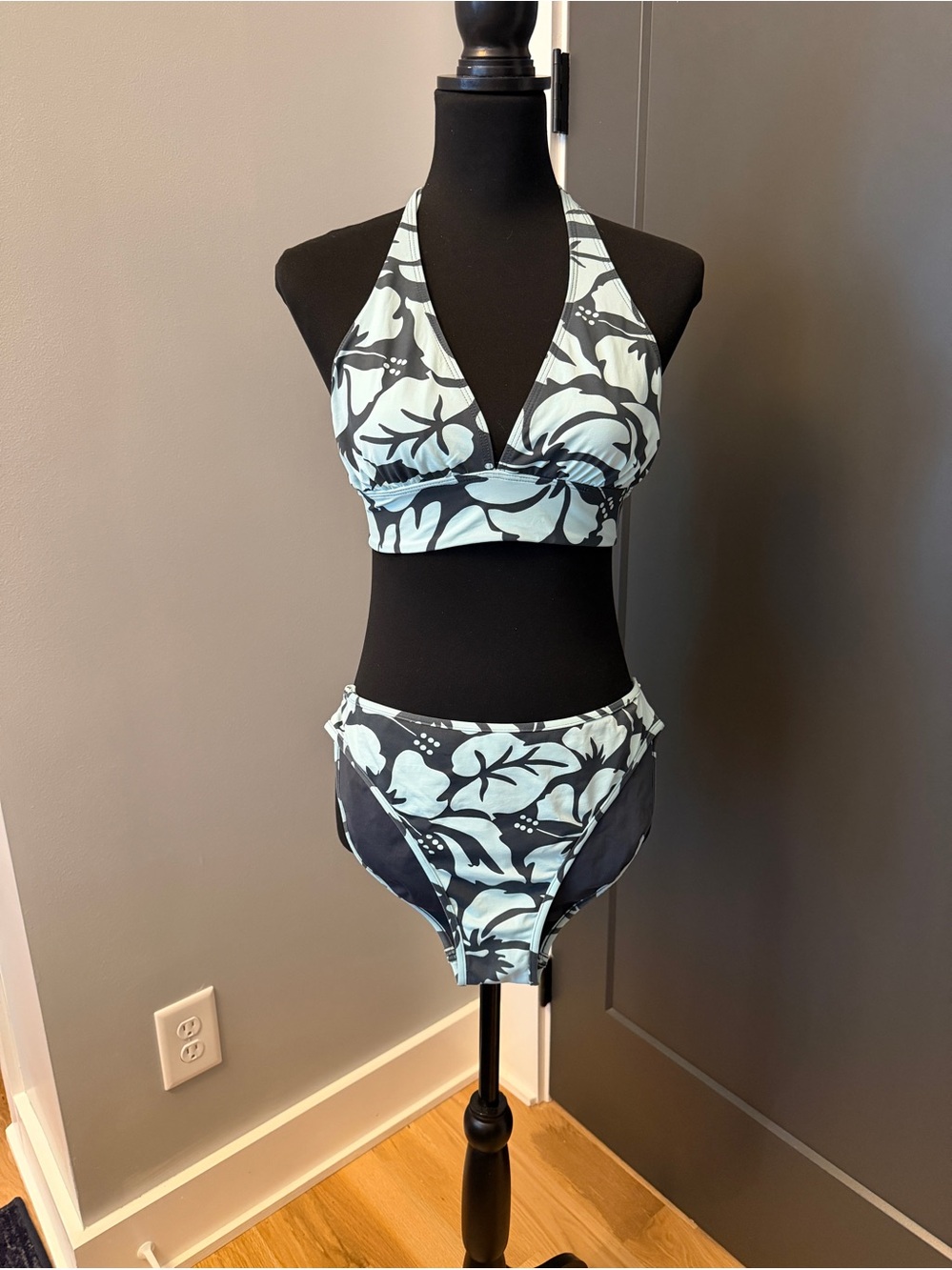 Carve Designs Blue Floral Hibiscus Halter Bikini Top & Bottom Set Sz M
